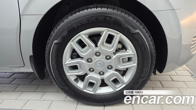 Hyundai Staria 2024 — photo 7
