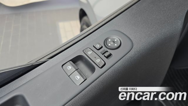 Hyundai Staria 2024 — photo 29