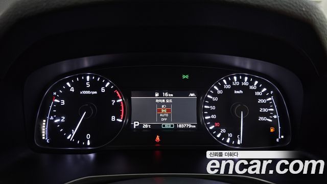 Kia K7 2020 — photo 8
