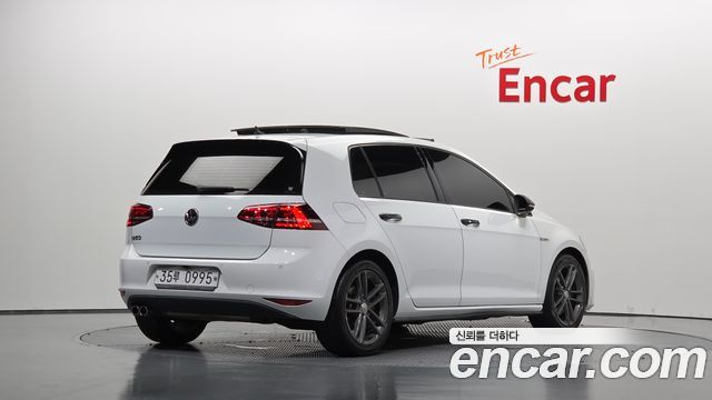 Volkswagen Golf 2015 — photo 2