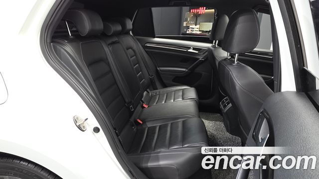 Volkswagen Golf 2015 — photo 18
