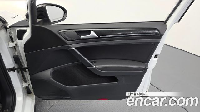 Volkswagen Golf 2015 — photo 14