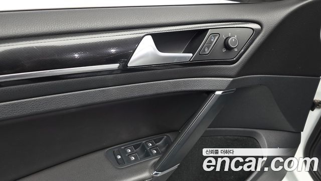 Volkswagen Golf 2015 — photo 30