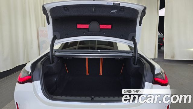BMW M4 2024 — photo 26