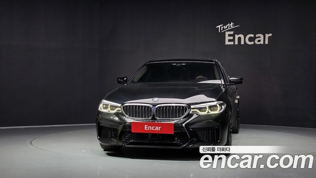 BMW 5-Series 2019 — photo 3