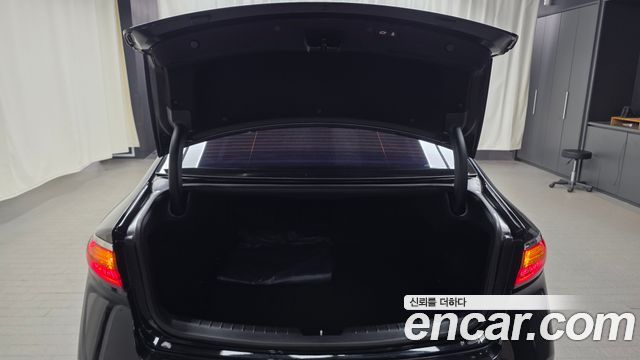 Kia K7 2016 — photo 26