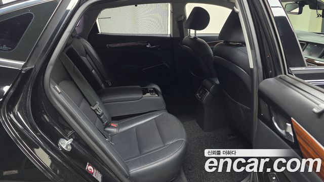 Kia K7 2016 — photo 16