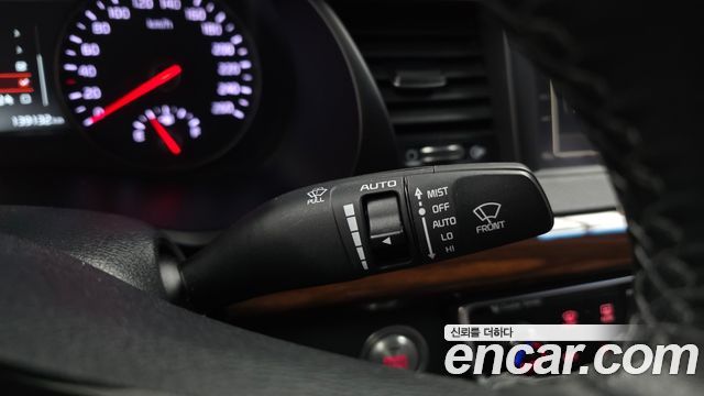 Kia K7 2016 — photo 29