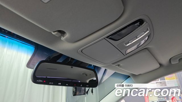 Kia K7 2016 — photo 31