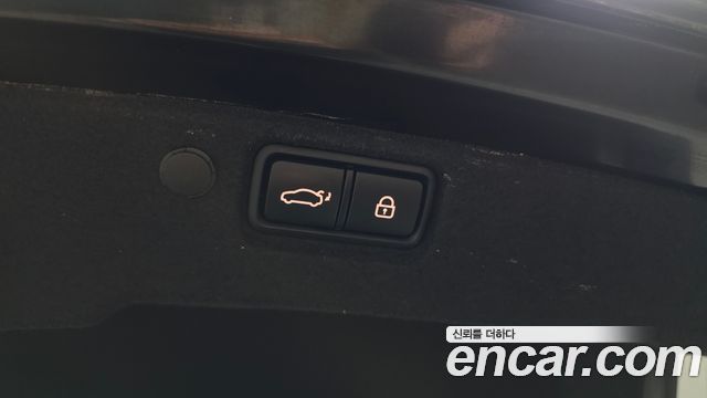 Kia K7 2016 — photo 32