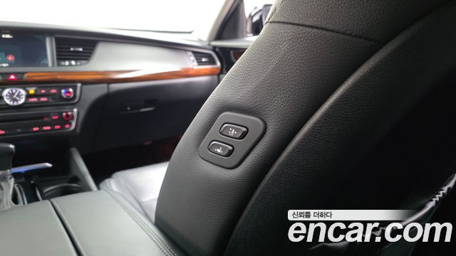 Kia K7 2016 — photo 36