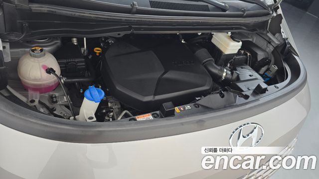 Hyundai Staria 2022 — photo 6