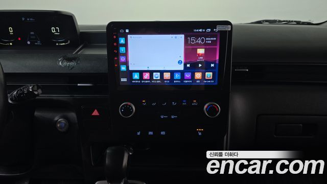 Hyundai Staria 2022 — photo 13