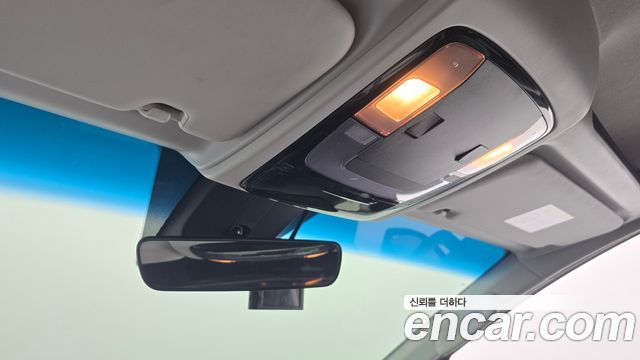 Hyundai Staria 2022 — photo 15