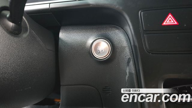 Hyundai Staria 2022 — photo 18