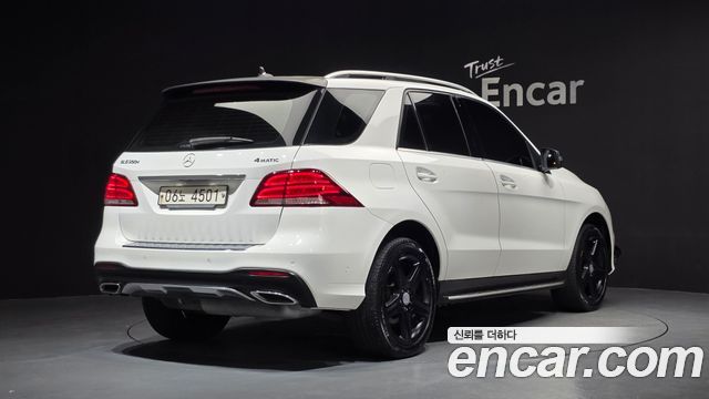 Mercedes-Benz GLE-Class 2016 — photo 2