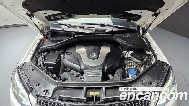 Mercedes-Benz GLE-Class 2016 — photo 6