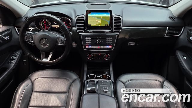 Mercedes-Benz GLE-Class 2016 — photo 7