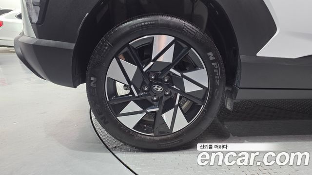 Hyundai Kona 2023 — photo 5