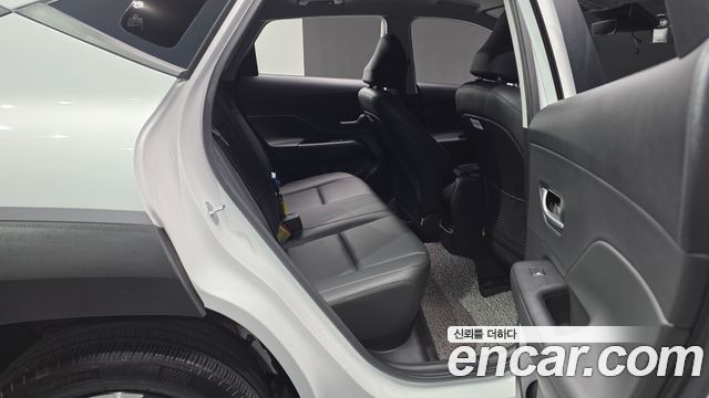 Hyundai Kona 2023 — photo 12