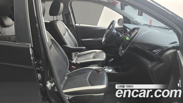 Chevrolet Korea Spark 2018 — photo 16