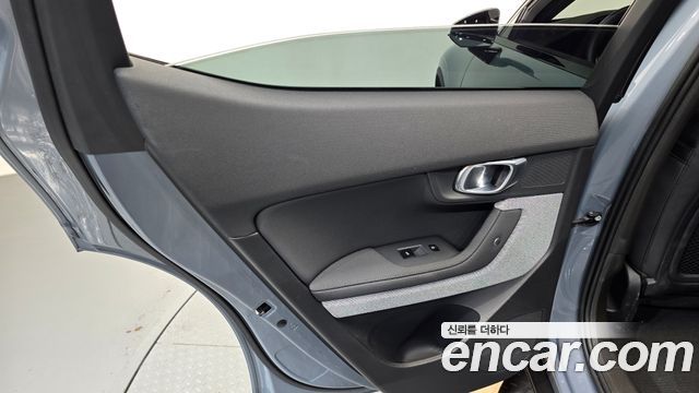 Polestar Polestar 2 2022 — photo 15