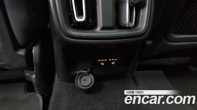 Polestar Polestar 2 2022 — photo 31