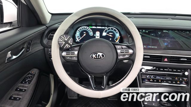 Kia K7 2020 — photo 12