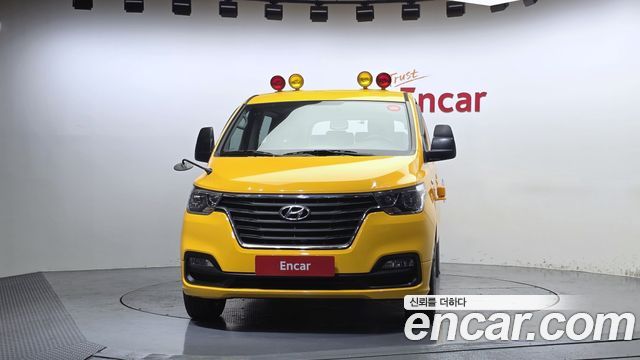 Hyundai Starex 2019 — photo 3