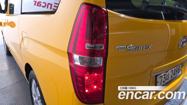 Hyundai Starex 2019 — photo 9
