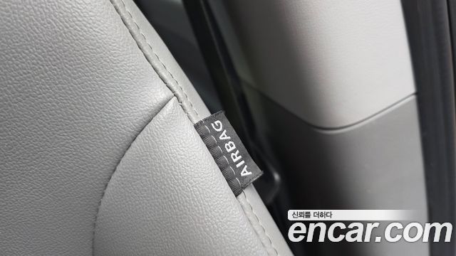 Hyundai Starex 2019 — photo 29