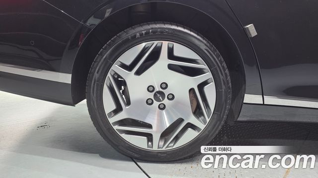 Genesis G90 2023 — photo 5