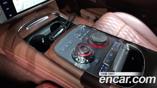 Genesis G90 2023 — photo 12