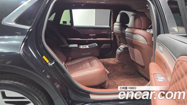 Genesis G90 2023 — photo 17