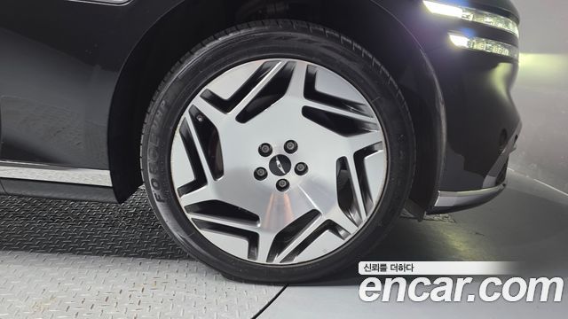 Genesis G90 2023 — photo 7