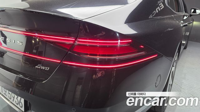 Genesis G90 2023 — photo 9