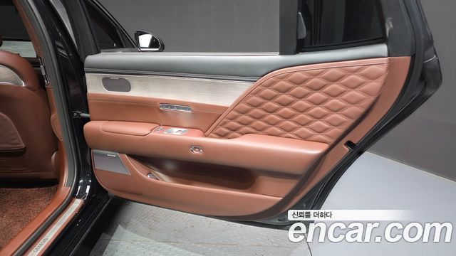 Genesis G90 2023 — photo 15