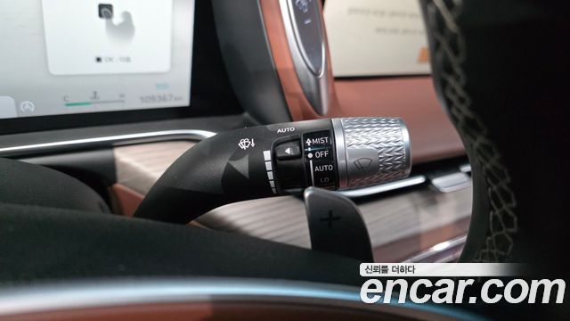 Genesis G90 2023 — photo 28