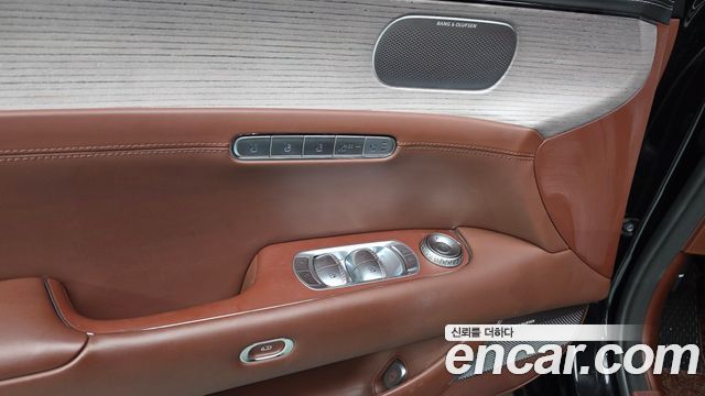 Genesis G90 2023 — photo 29