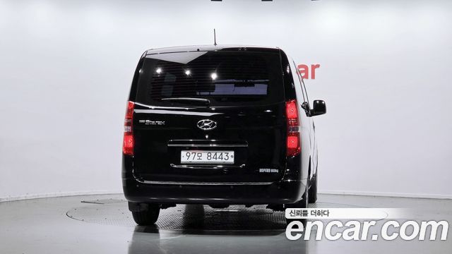 Hyundai Starex 2017 — photo 4