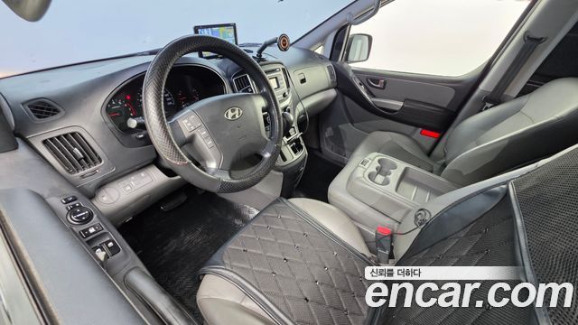 Hyundai Starex 2017 — photo 7