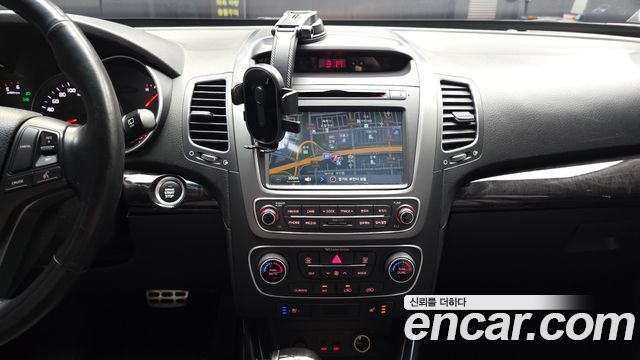 Kia Sorento 2013 — photo 14