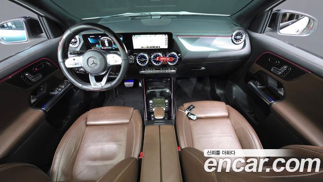 Mercedes-Benz GLA-Class 2021 — photo 7