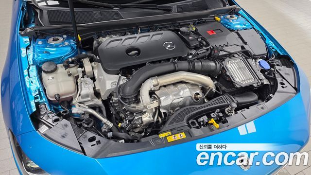Mercedes-Benz CLA-Class 2025 — photo 6