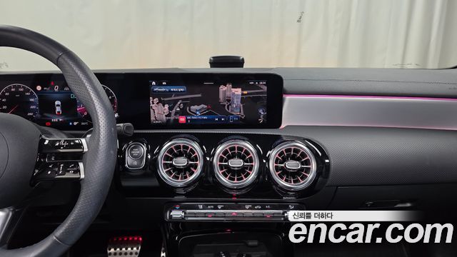 Mercedes-Benz CLA-Class 2025 — photo 20