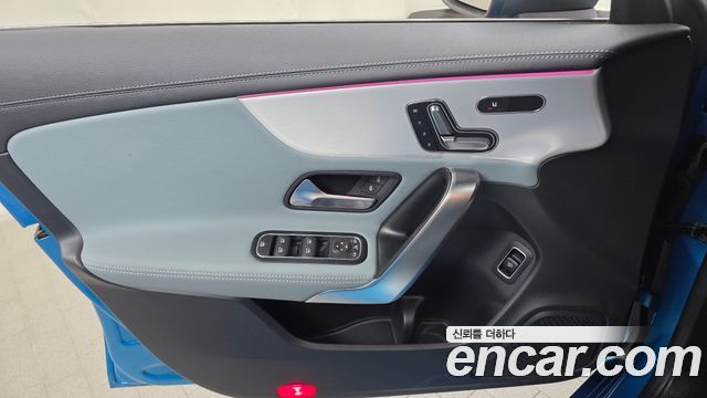 Mercedes-Benz CLA-Class 2025 — photo 14