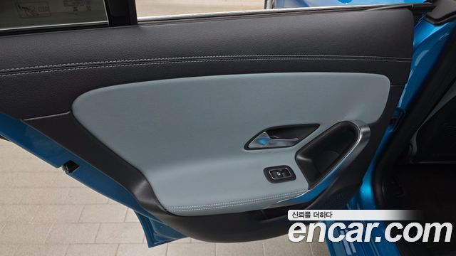 Mercedes-Benz CLA-Class 2025 — photo 15