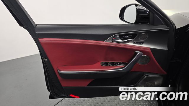 Kia Stinger 2020 — photo 14