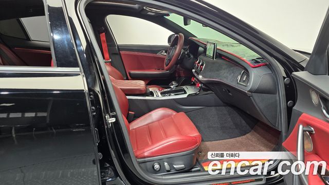 Kia Stinger 2020 — photo 16