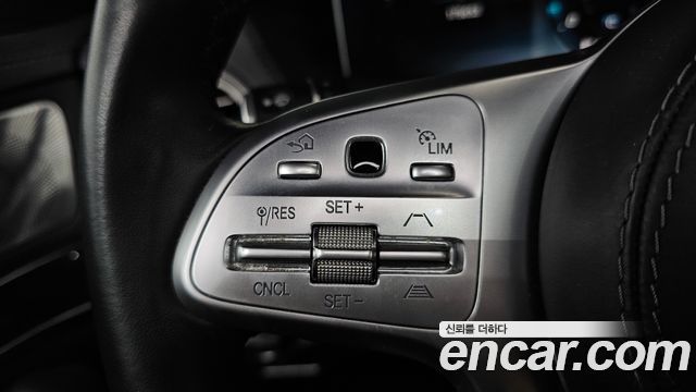 Mercedes-Benz S-Class 2018 — photo 22